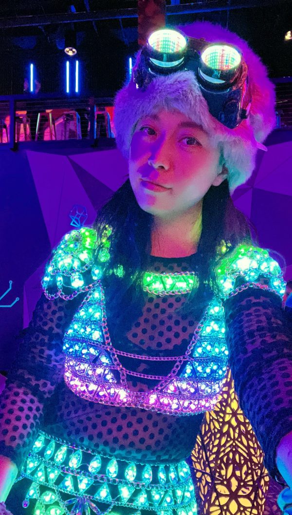 LED Elsa Chain Bottom Fashion