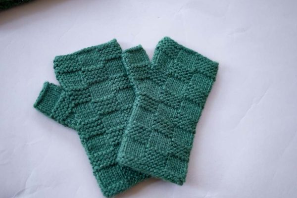 Stela Fingerless Gloves- Verde Online now