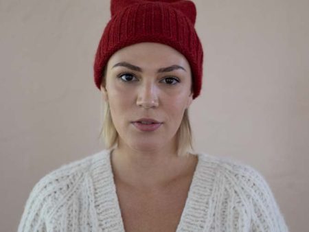 Stela Beanie- Roja Online now