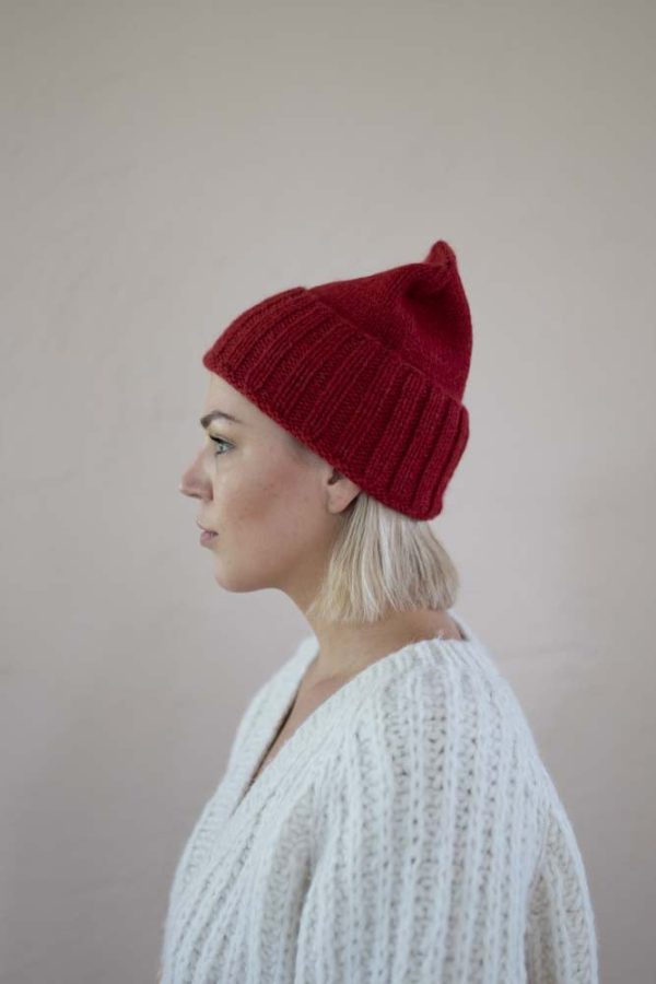 Stela Beanie- Roja Online now